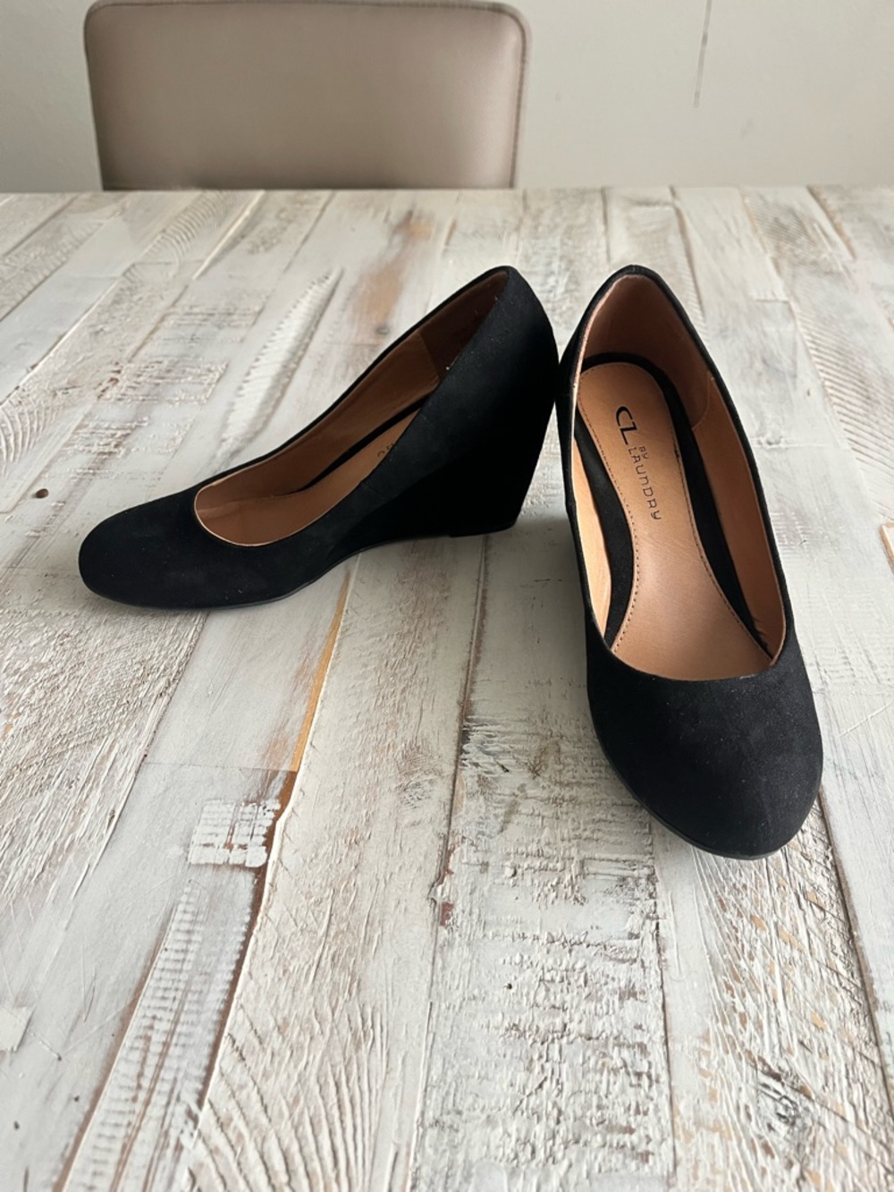 CL by Laundry Black Wedge Pumps